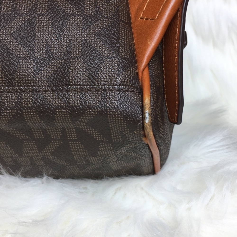 Michael Kors Rhea medium brown backpack - Picture 3 of 5
